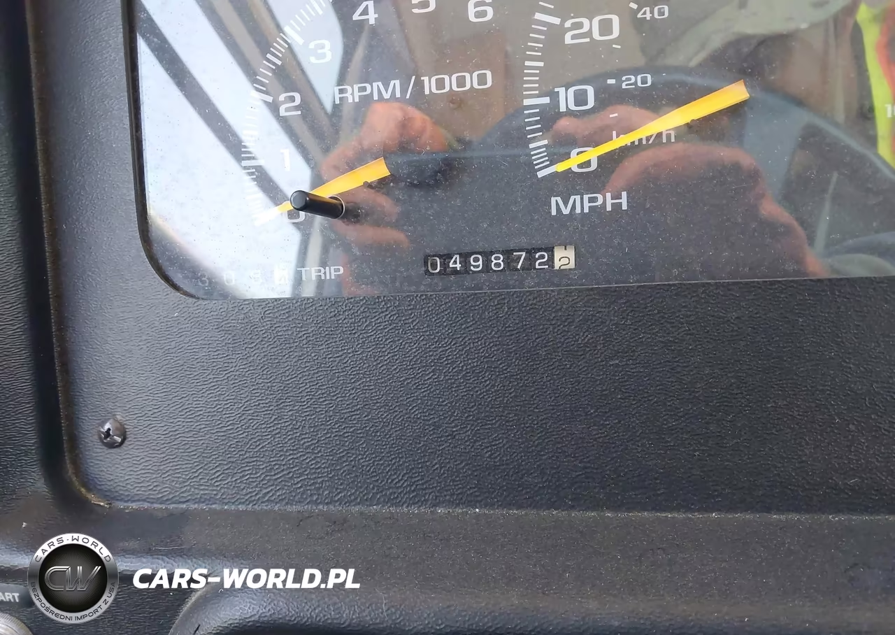 1998 Chevrolet P30 VIN:1GBLP37JXW3308555 - 7