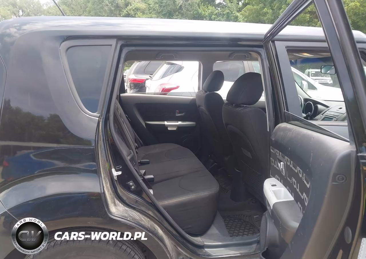 2012 Kia Soul + VIN:KNDJT2A60C7354994 - 8