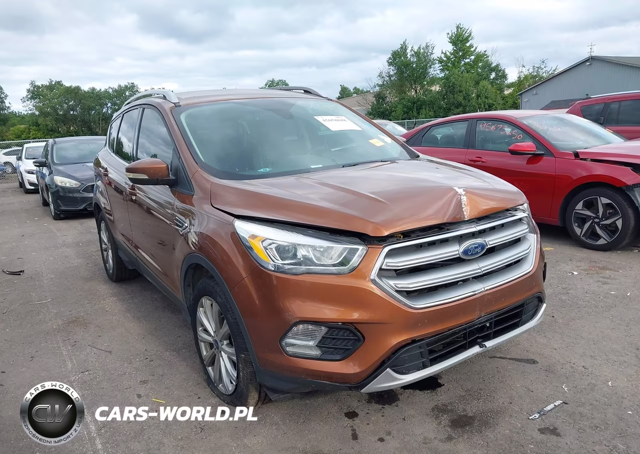 2017 Ford Escape Titanium – zdjęcie 1 z 16