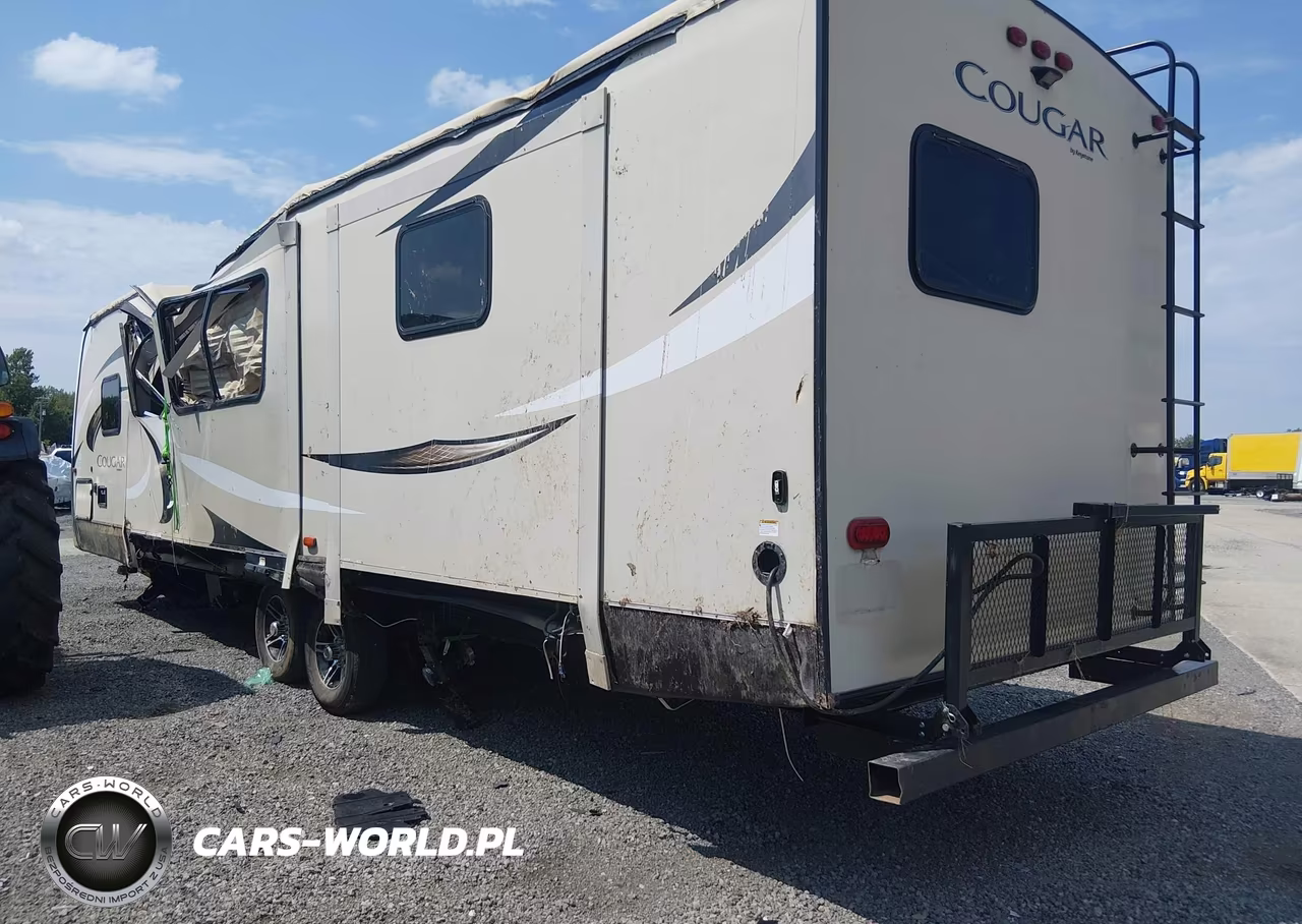 2018 Keystone Other VIN:4YDT32R28KV500110 - 3