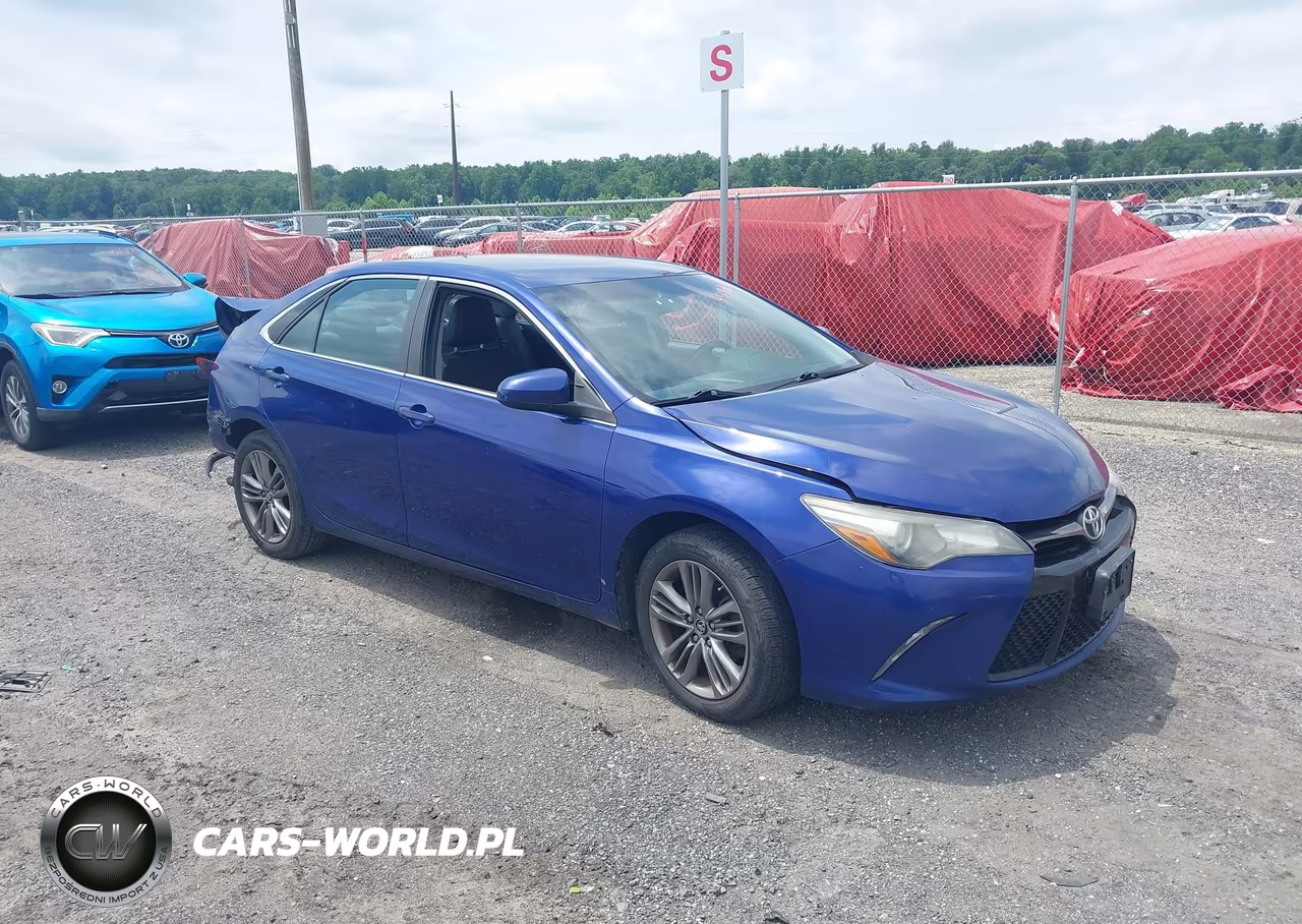 2016 Toyota Camry Se – zdjęcie 1 z 16