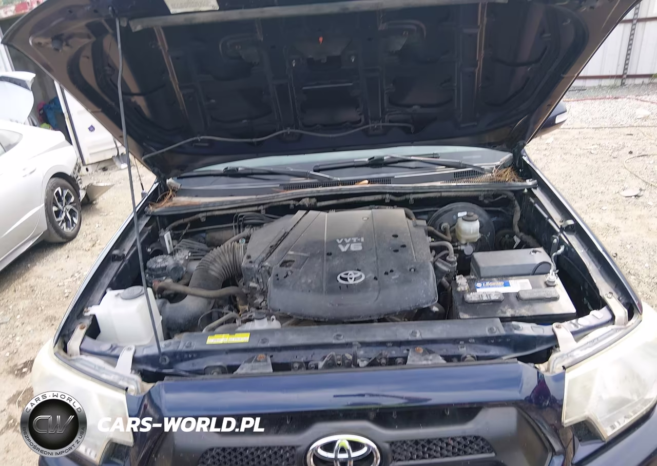 2012 Toyota Tacoma Base V6 VIN:3TMLU4EN2CM082375 - 10