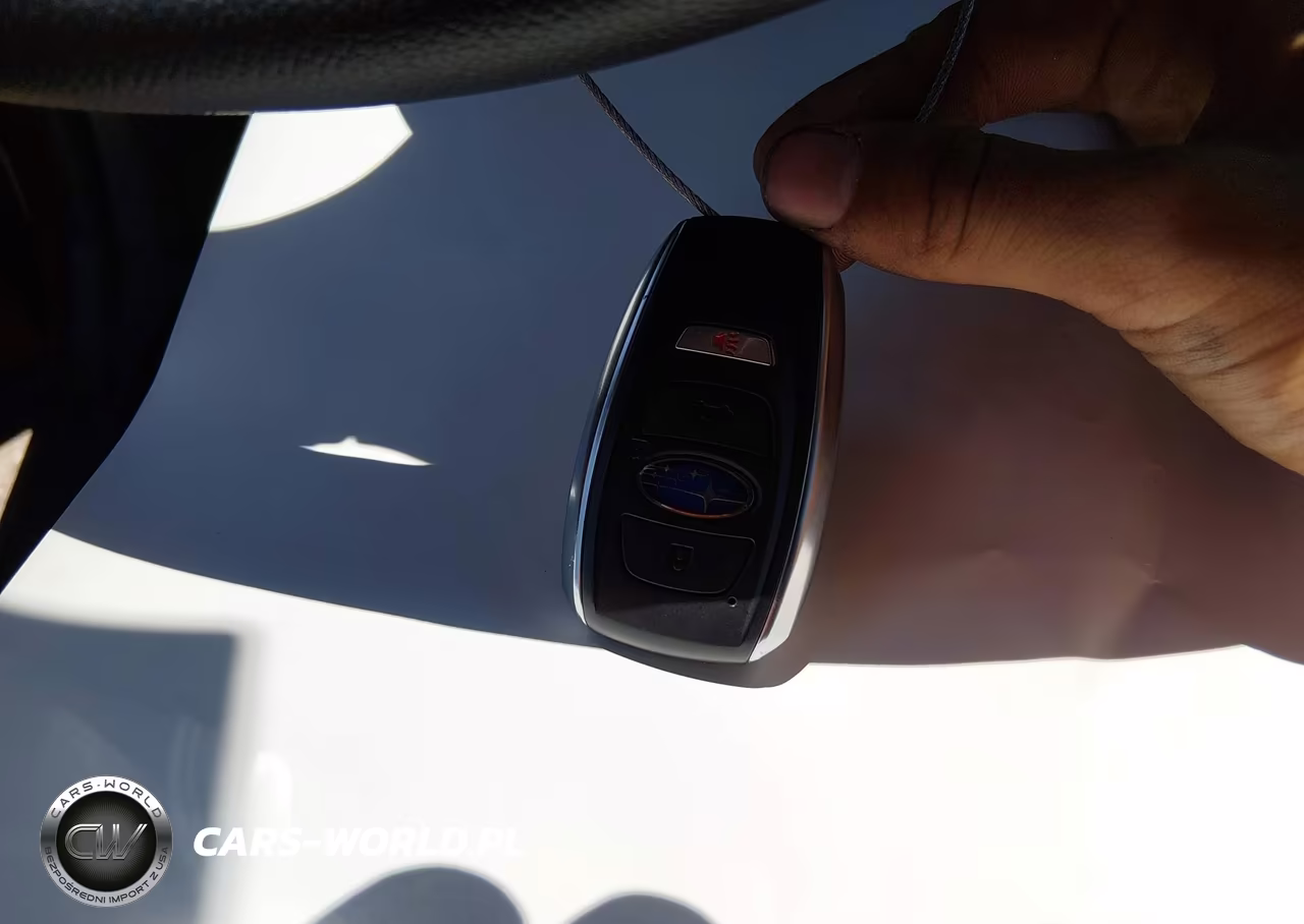 2018 Subaru Forester 2.5I Touring VIN:JF2SJAWCXJH573103 - 11