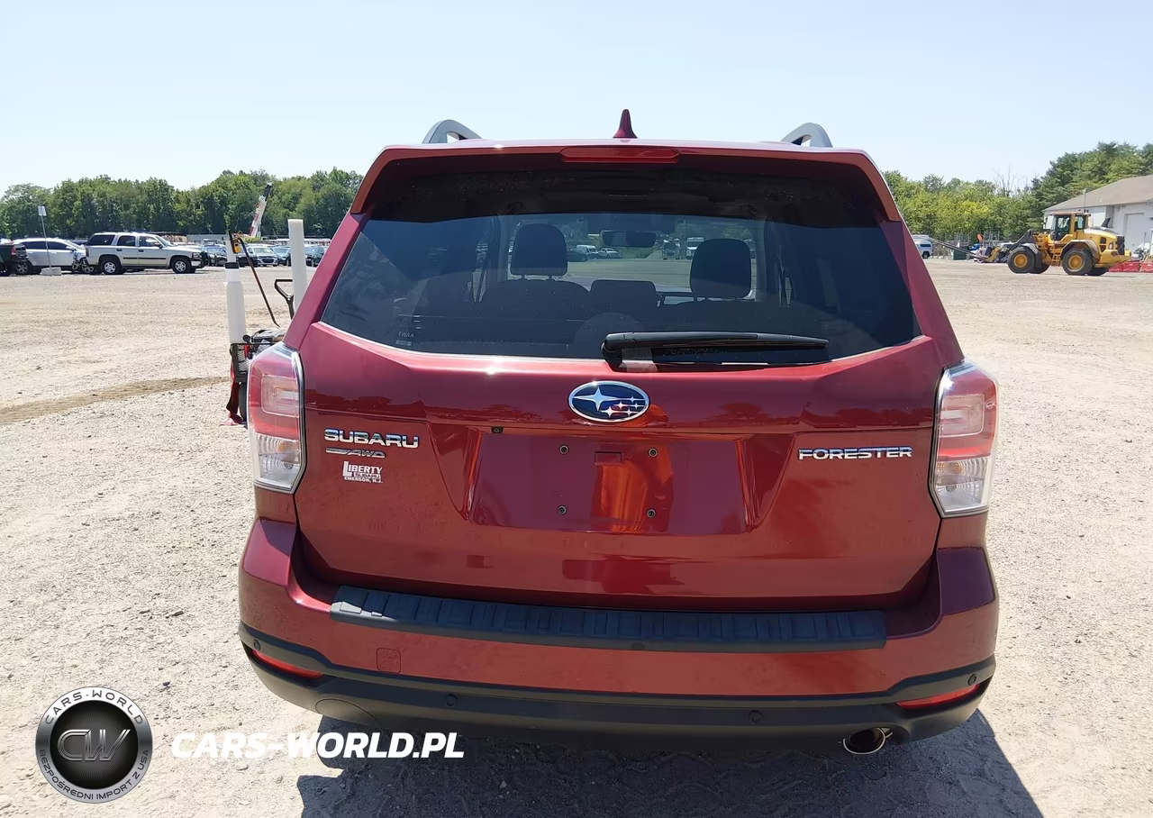 2018 Subaru Forester 2.5I Touring VIN:JF2SJAWCXJH573103 - 16