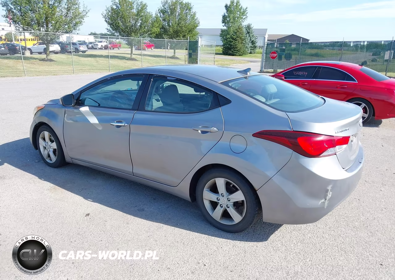 2013 Hyundai Elantra Gls VIN:KMHDH4AE7DU777393 - 3