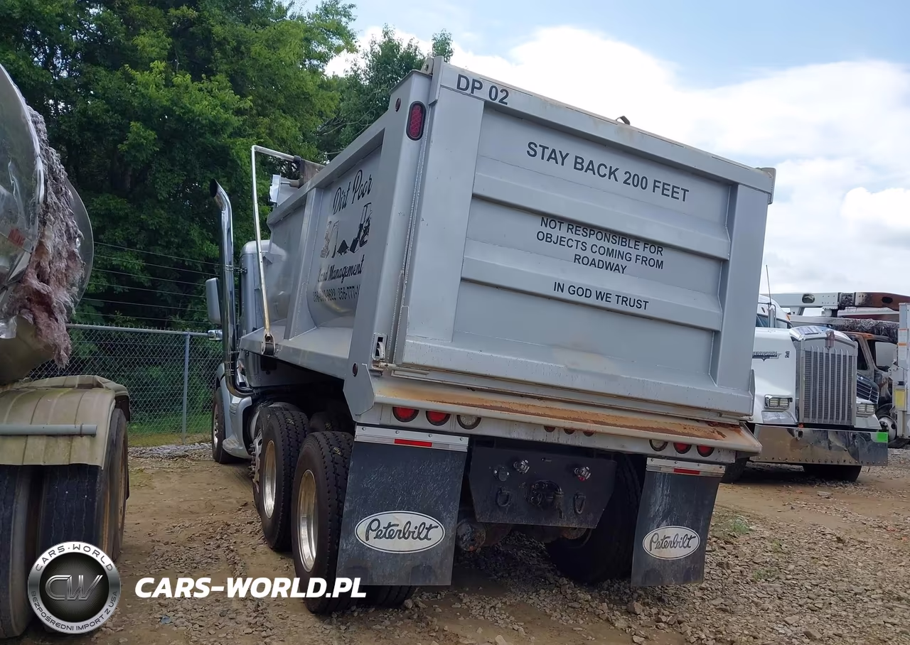 2016 Peterbilt 579 VIN:1XPBA48X3GD339867 - 3