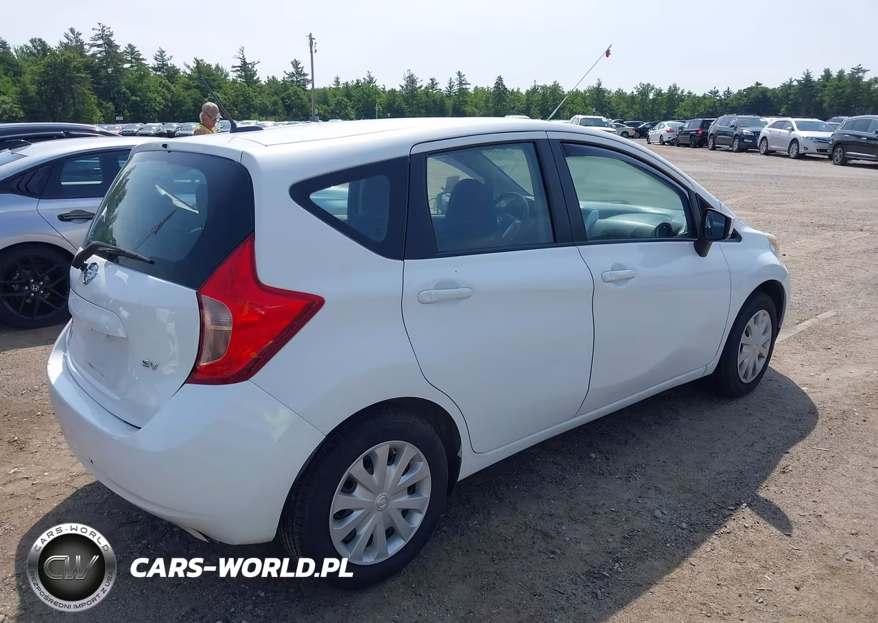 2016 Nissan Versa Note S (Sr)-S Plus-Sl-Sr-Sv VIN:3N1CE2CP7GL354570 - 4