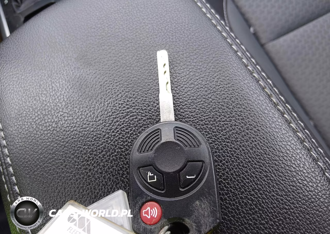 2018 Ford Escape Se VIN:1FMCU9GD3JUD08820 - 11