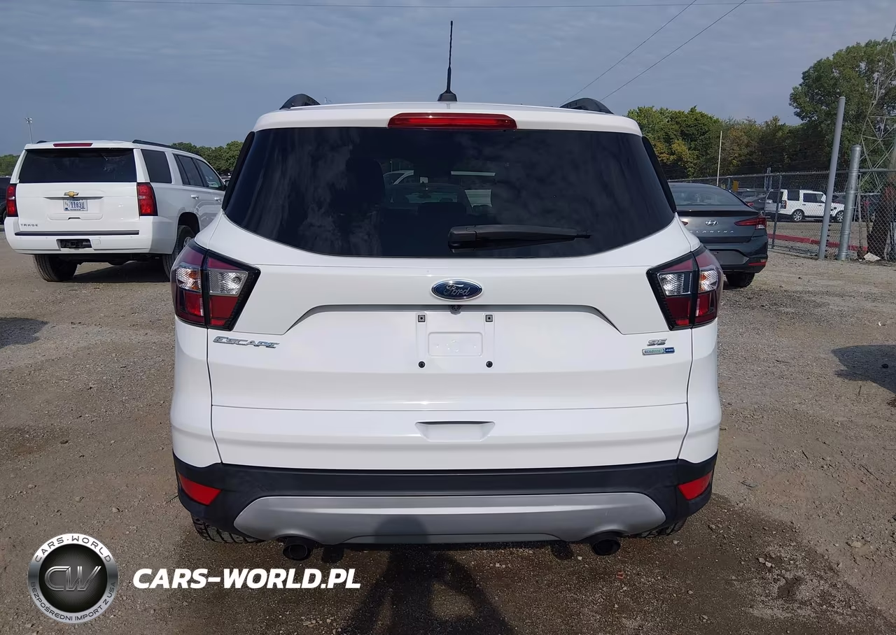 2018 Ford Escape Se VIN:1FMCU9GD3JUD08820 - 16