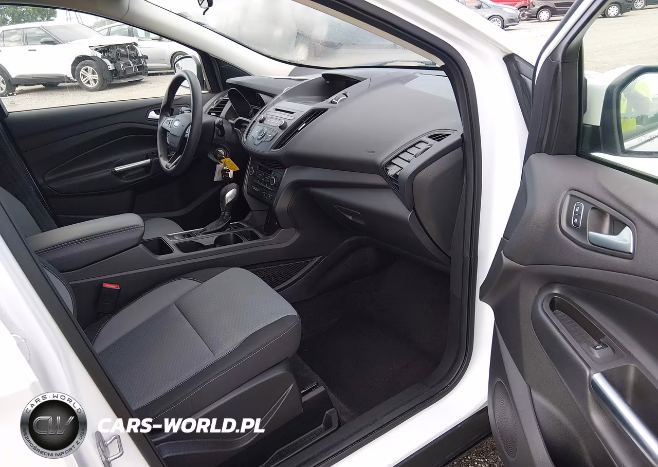 2018 Ford Escape Se VIN:1FMCU9GD3JUD08820 - 5