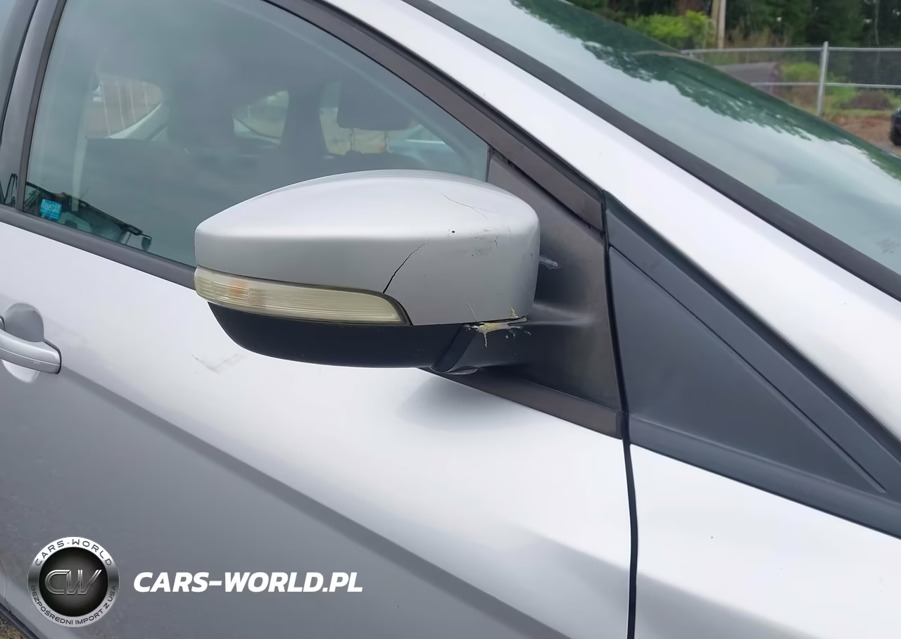 2015 Ford Focus Se VIN:1FADP3K24FL253123 - 13