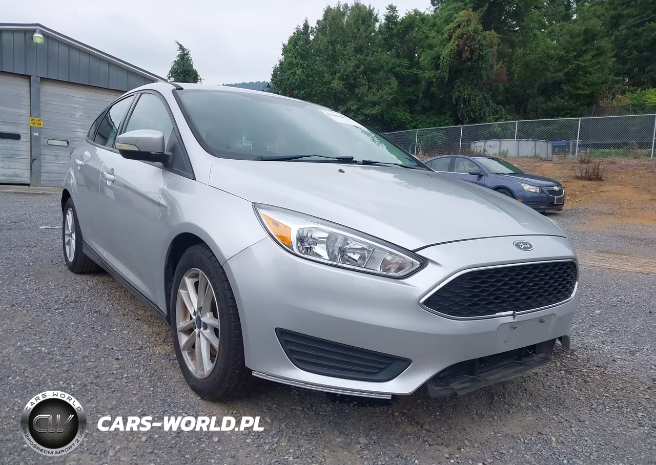 2015 Ford Focus Se VIN:1FADP3K24FL253123 - 6