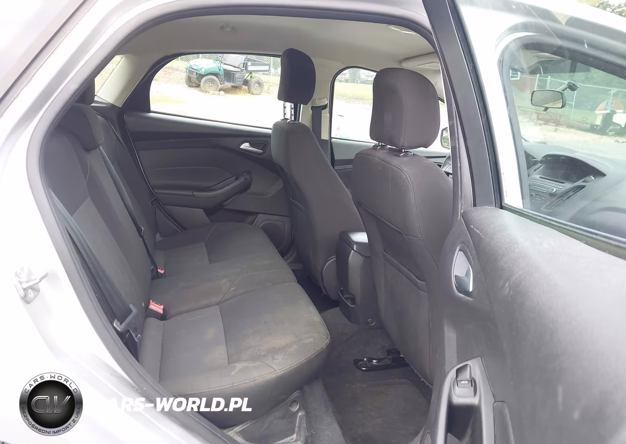 2015 Ford Focus Se VIN:1FADP3K24FL253123 - 8