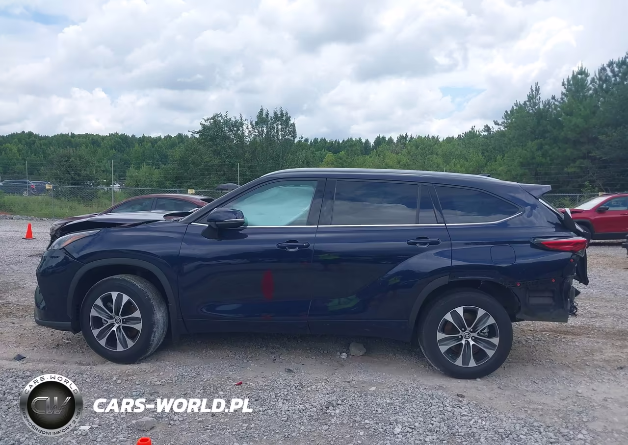 2020 Toyota Highlander Xle VIN:5TDGZRBH0LS513844 - 14