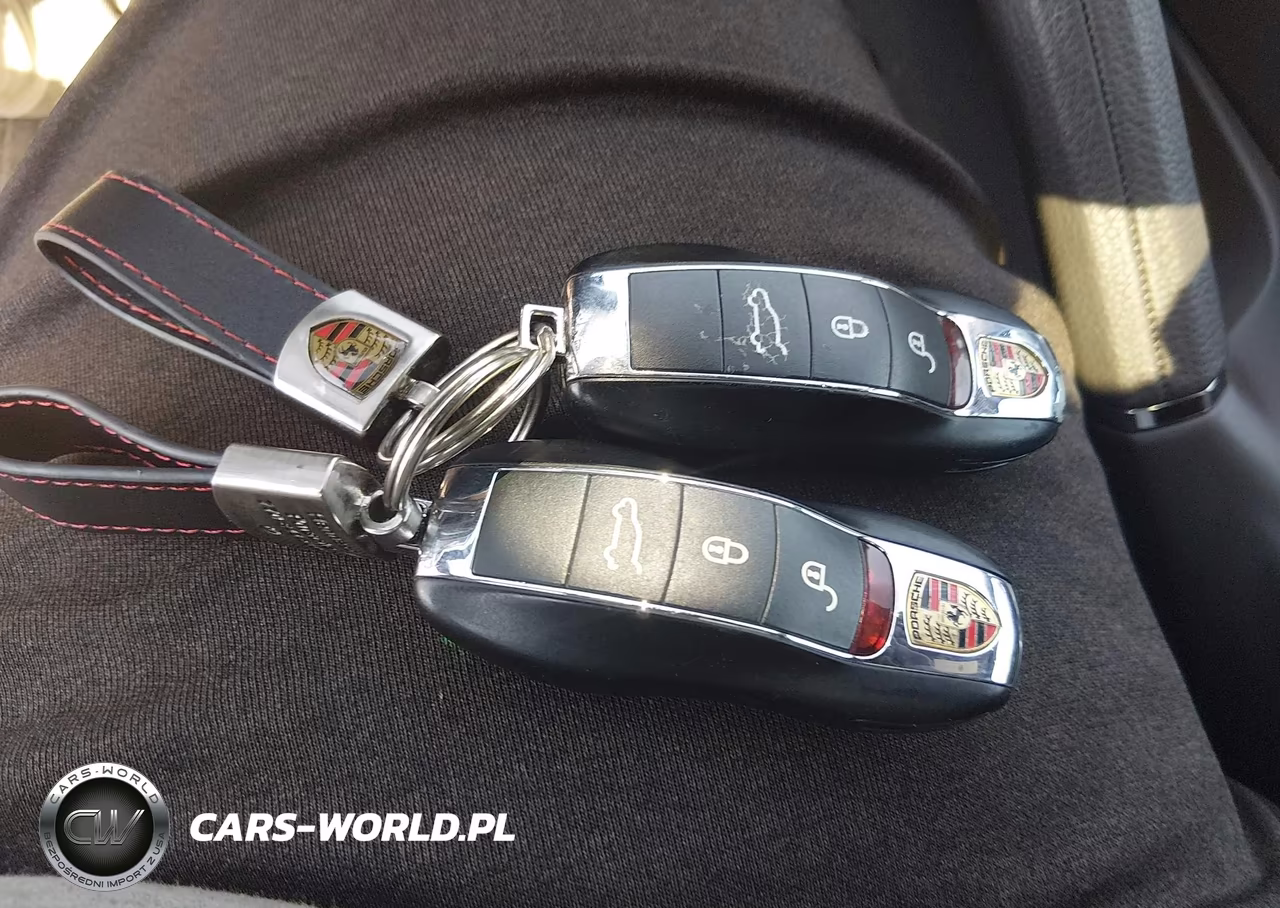 2016 Porsche Cayenne VIN:WP1AA2A22GKA11690 - 11