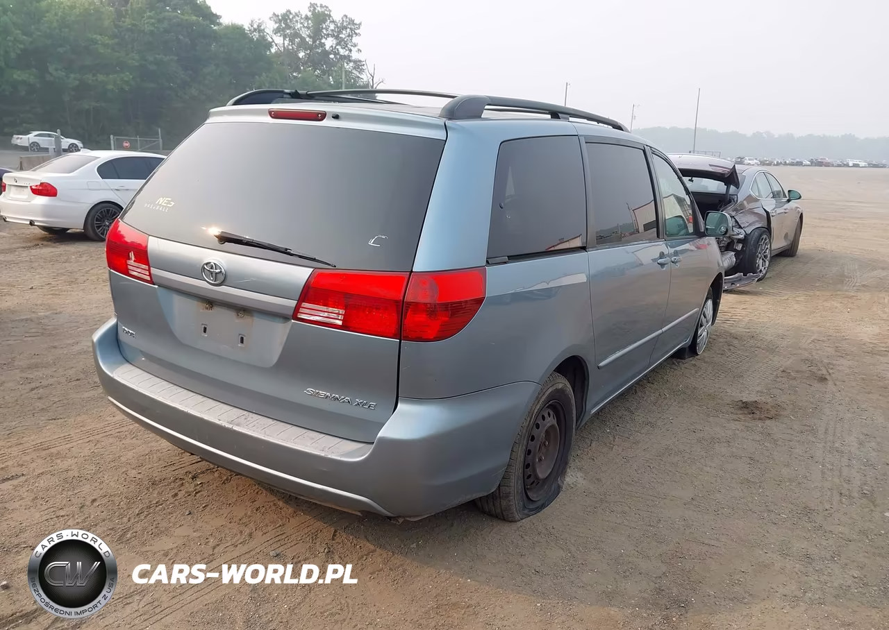 2004 Toyota Sienna Xle VIN:5TDZA22C24S215406 - 4