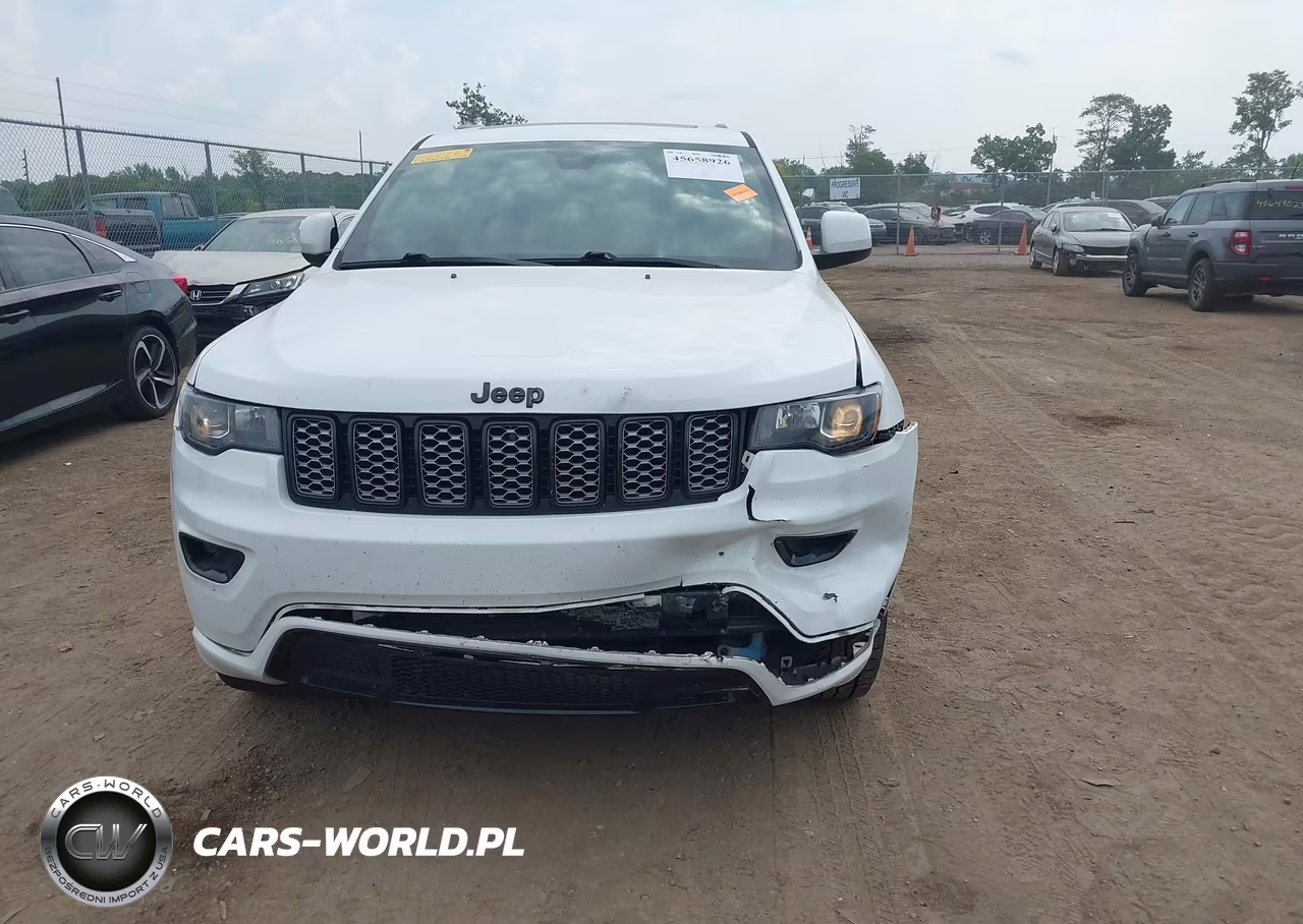 2019 Jeep Grand Cherokee Altitude 4X4 VIN:1C4RJFAG6KC566264 - 13
