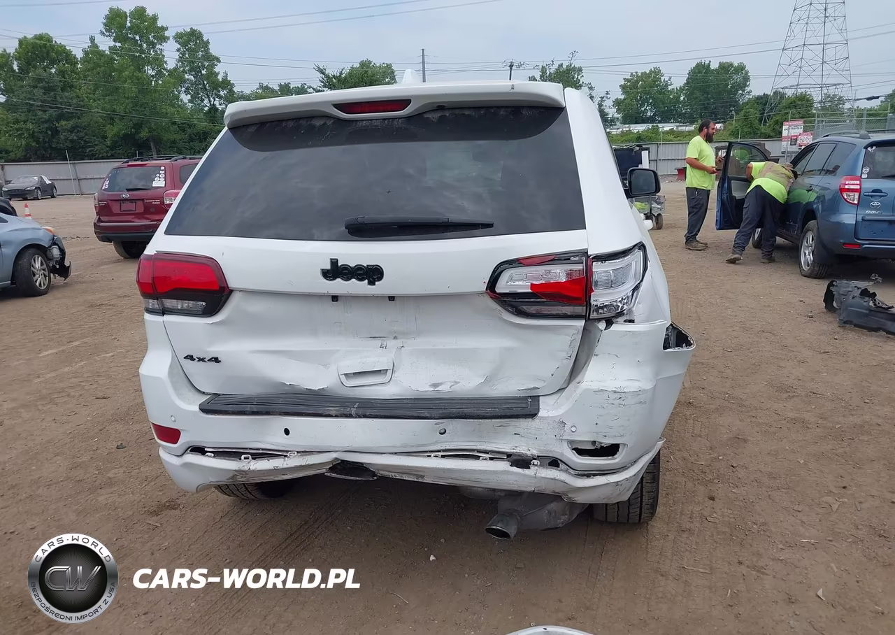 2019 Jeep Grand Cherokee Altitude 4X4 VIN:1C4RJFAG6KC566264 - 17