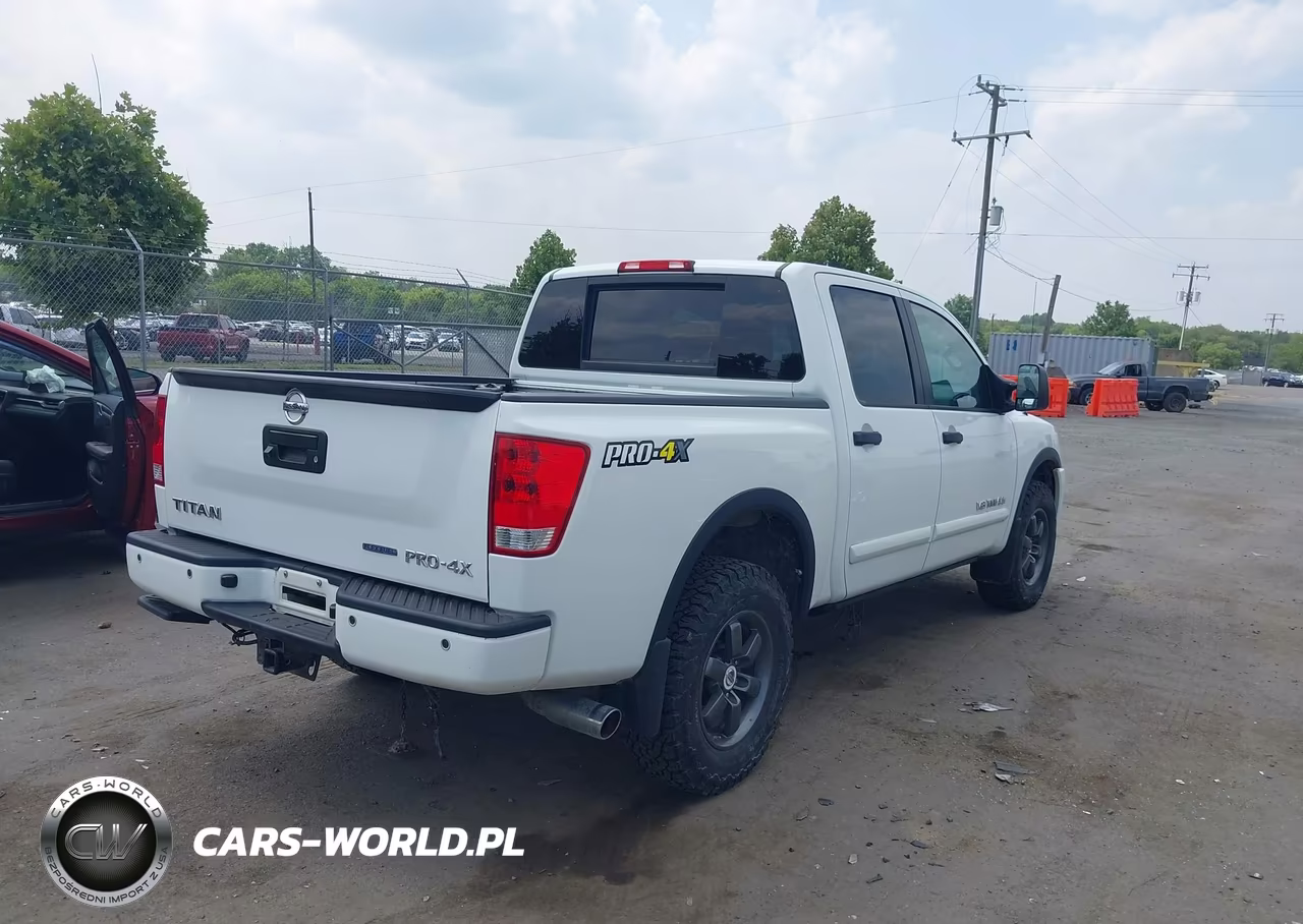 2013 Nissan Titan Pro-4X VIN:1N6BA0EC4DN304074 - 4