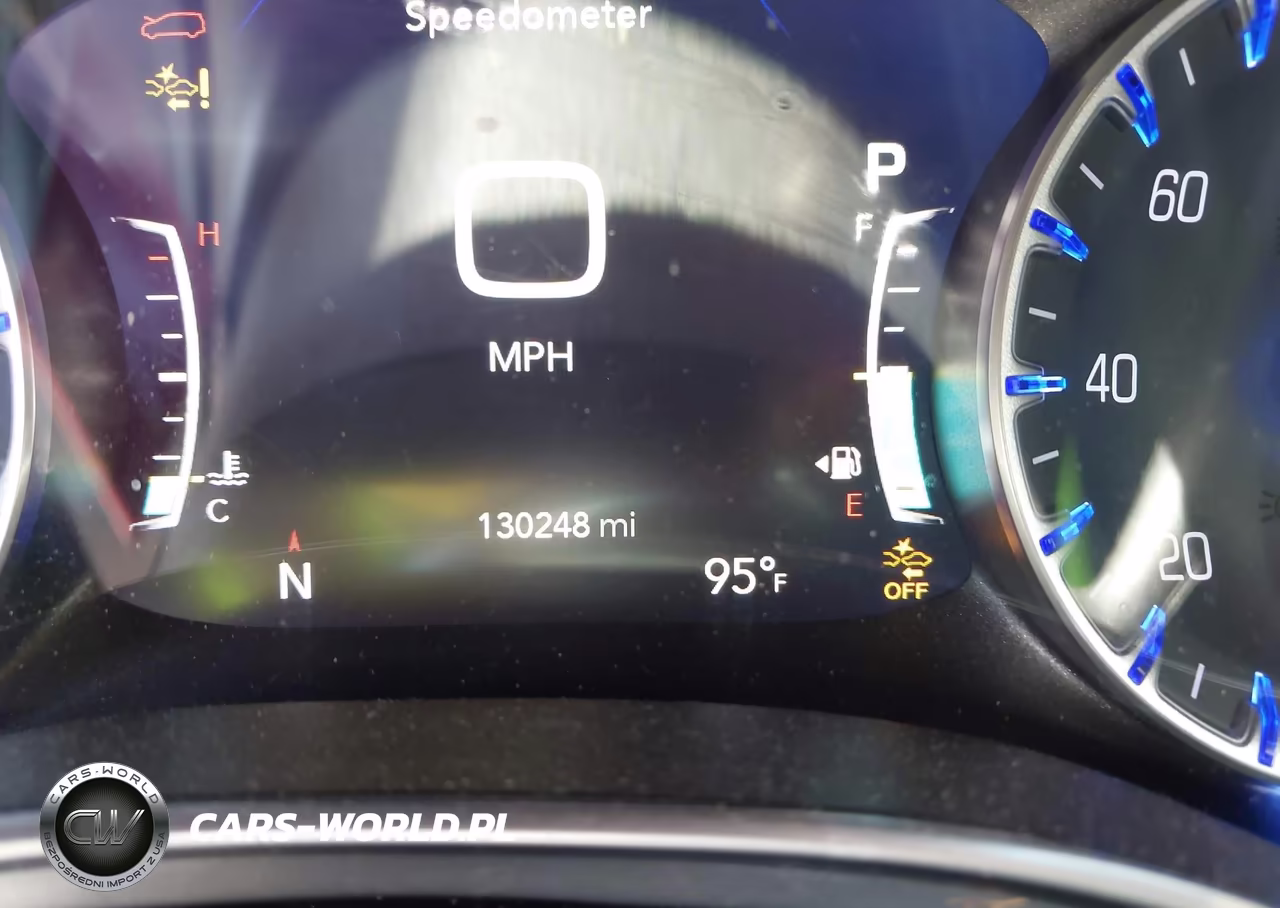 2019 Chrysler Pacifica Touring L Plus VIN:2C4RC1EG7KR733536 - 15
