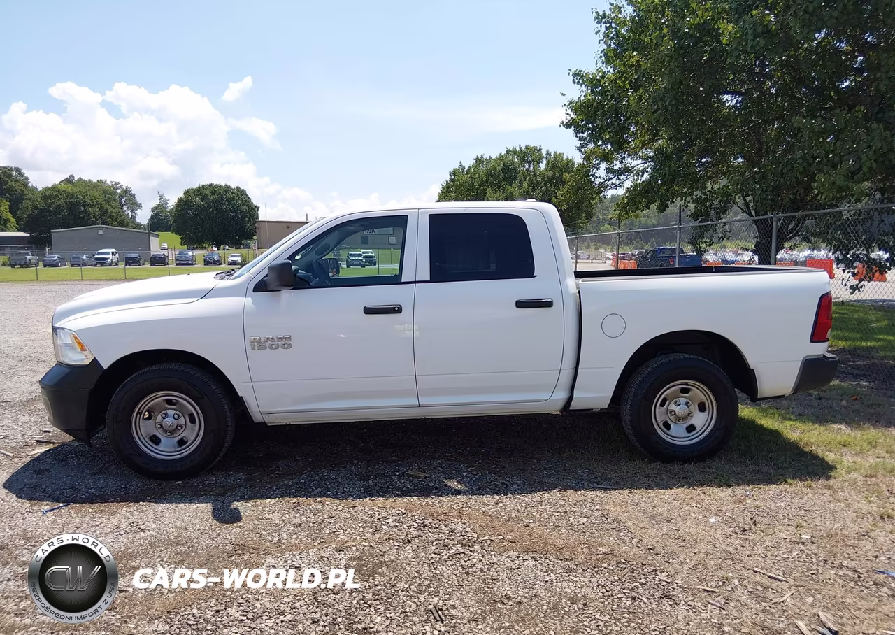 2018 Ram 1500 Tradesman 4X4 5'7 Box VIN:1C6RR7KG0JS319007 - 14