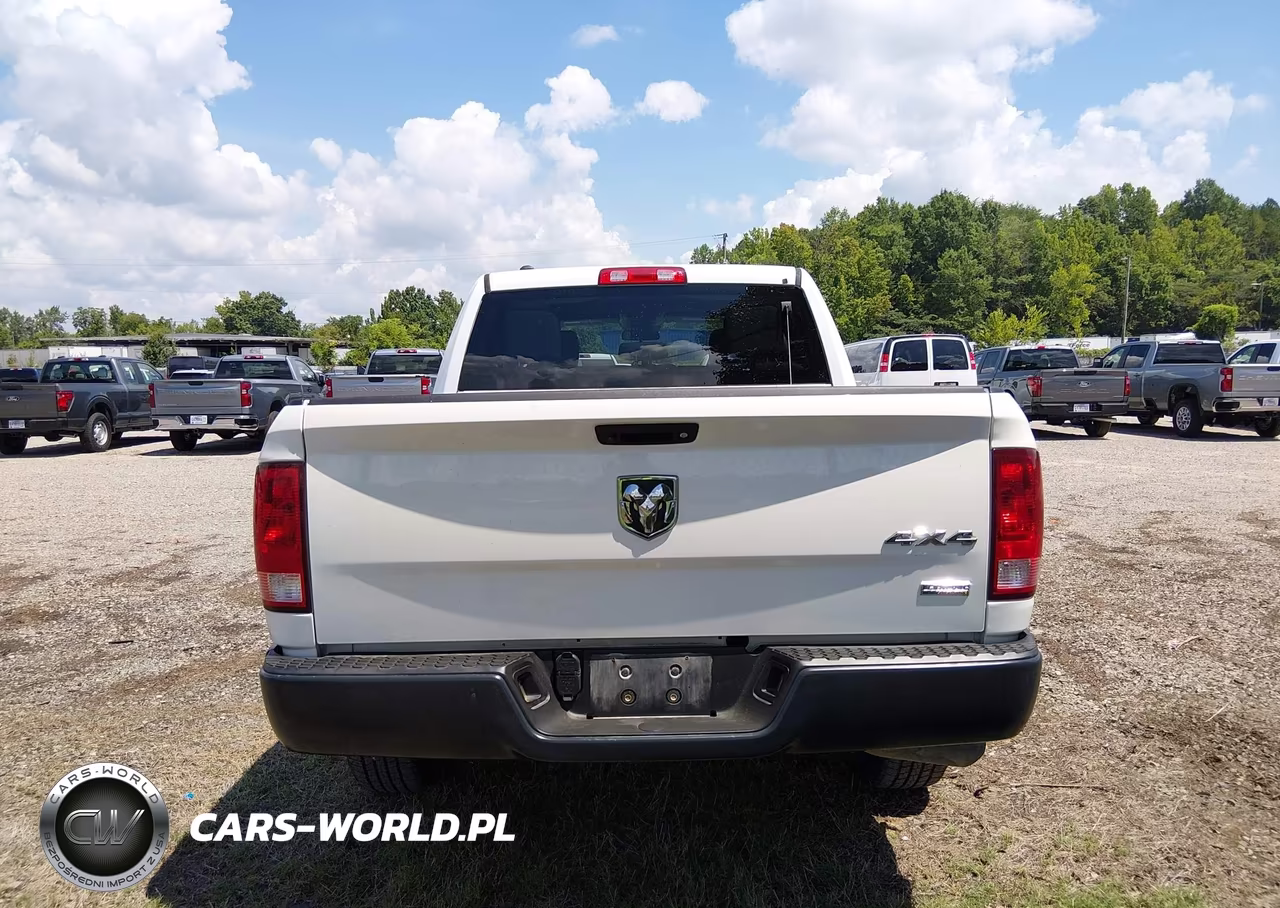 2018 Ram 1500 Tradesman 4X4 5'7 Box VIN:1C6RR7KG0JS319007 - 16