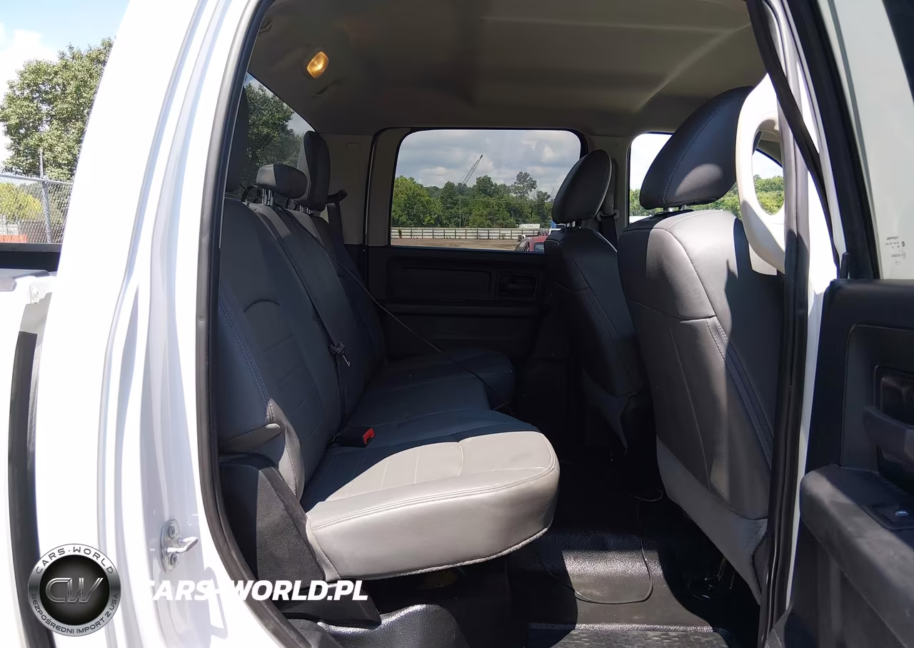2018 Ram 1500 Tradesman 4X4 5'7 Box VIN:1C6RR7KG0JS319007 - 8