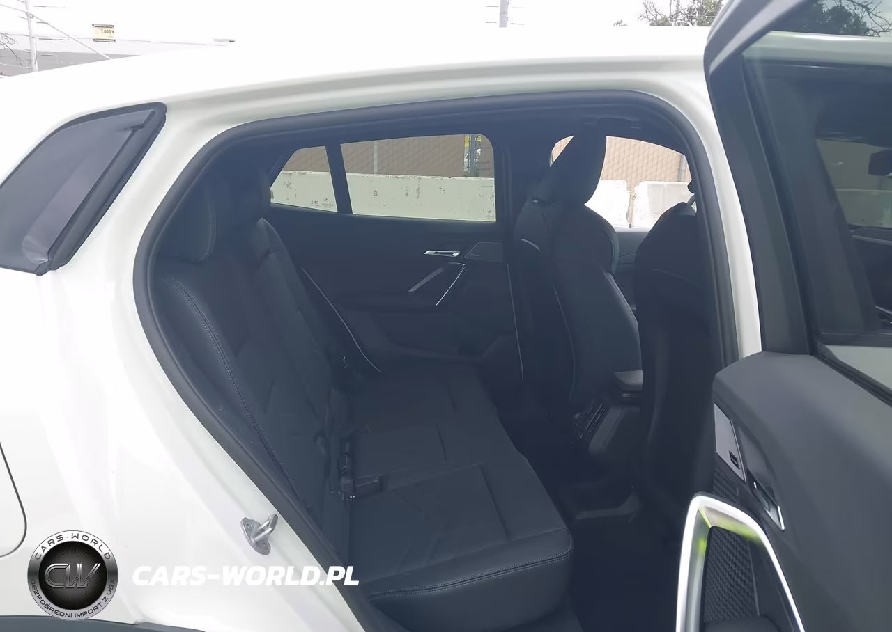 2026 BMW X2 xDrive28I VIN:WBX63GM07T5683670 - 8