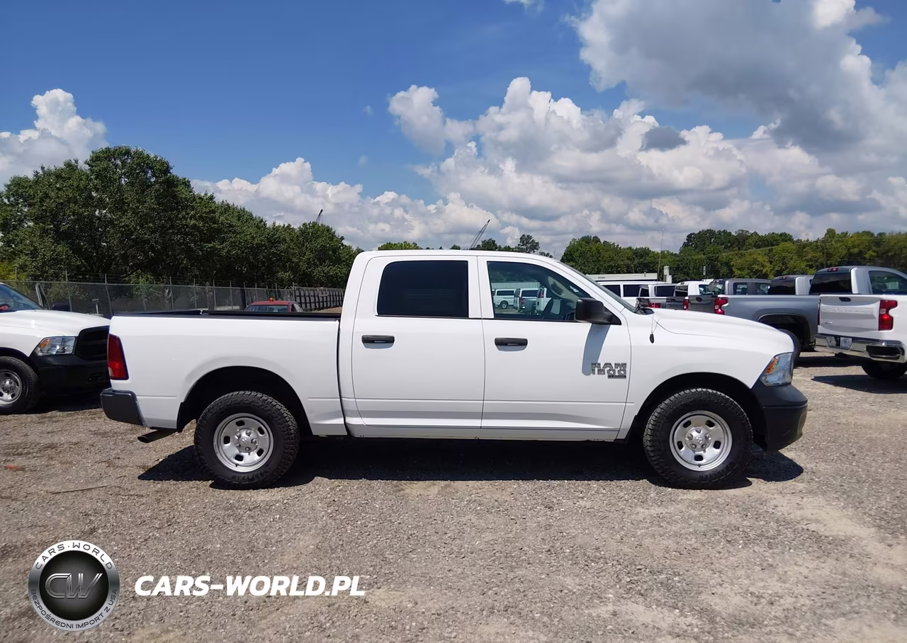 2020 Ram 1500 Classic Tradesman 4X4 5'7 Box VIN:3C6RR7KG2LG242425 - 13