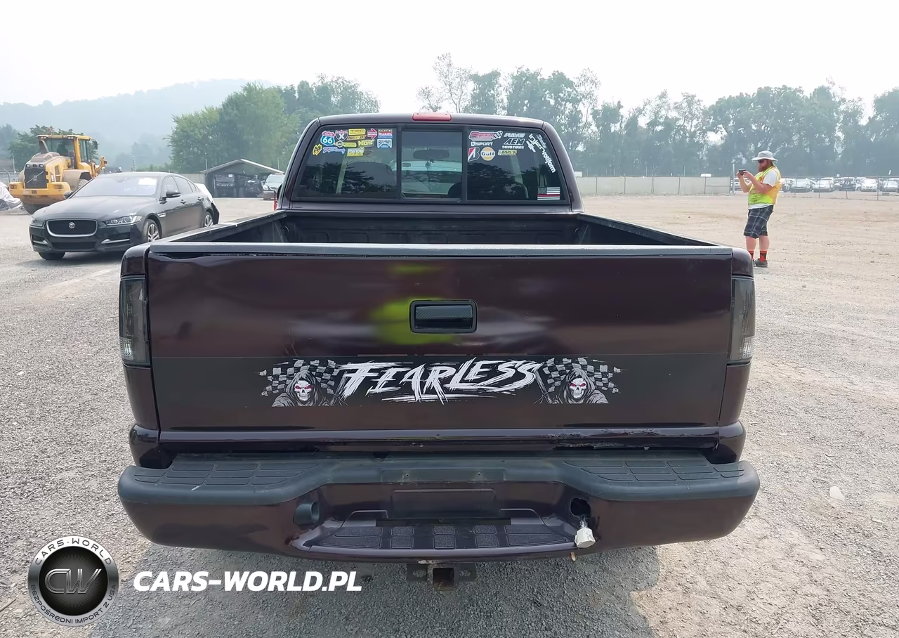 2002 Chevrolet S-10 Ls VIN:1GCCT19W328245106 - 16