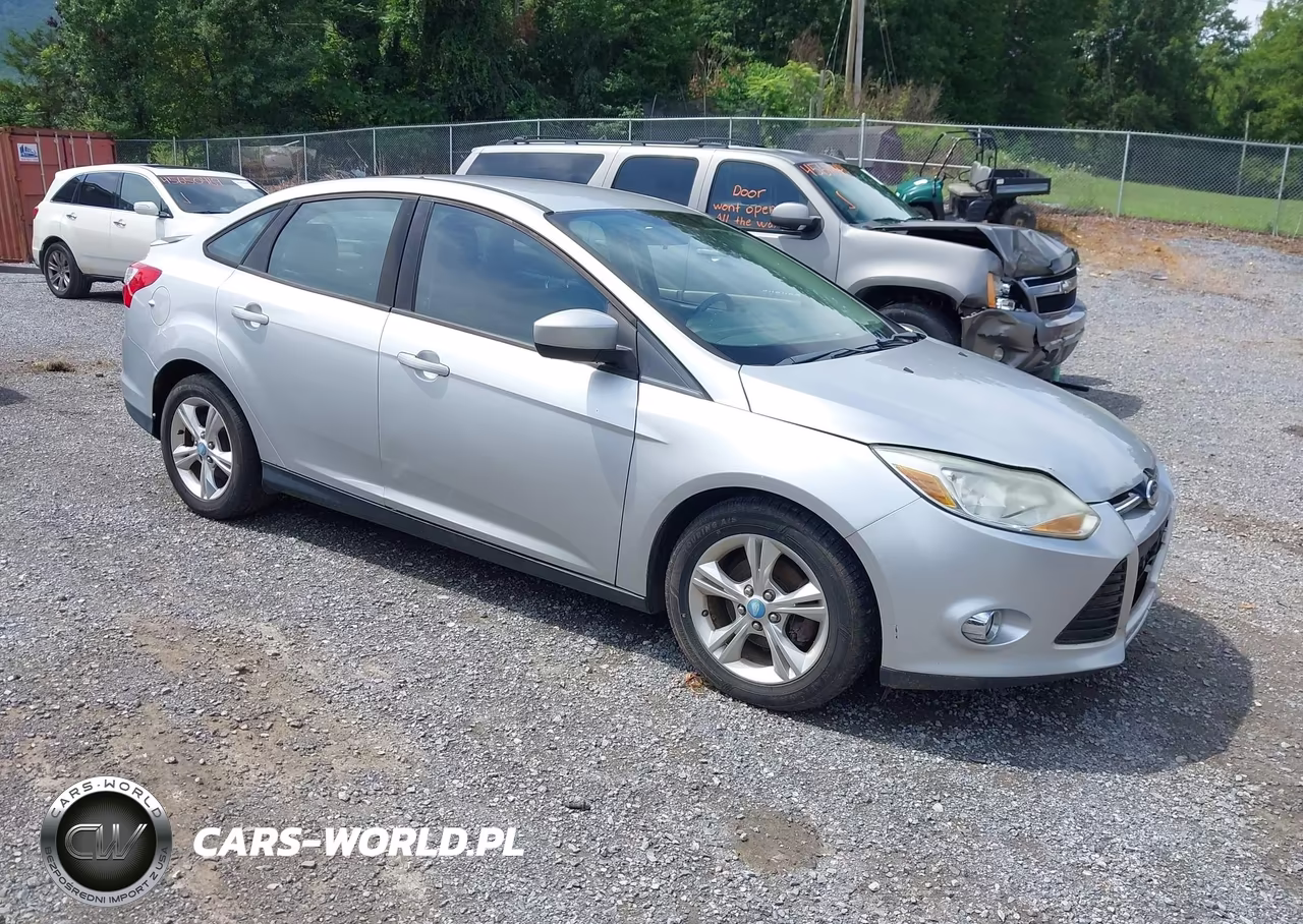 2012 Ford Focus Se VIN:1FAHP3F29CL232470 - 1