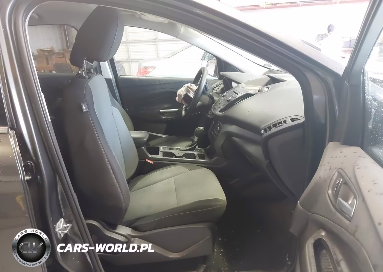 2017 Ford Escape Se VIN:1FMCU0G94HUA15722 - 5
