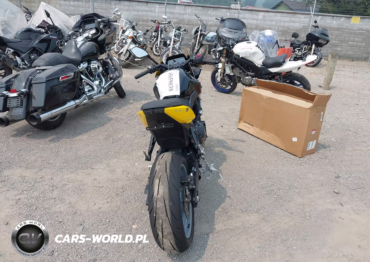 2024 Suzuki Gsx800 F VIN:JS1EM13B1R7101057 - 6