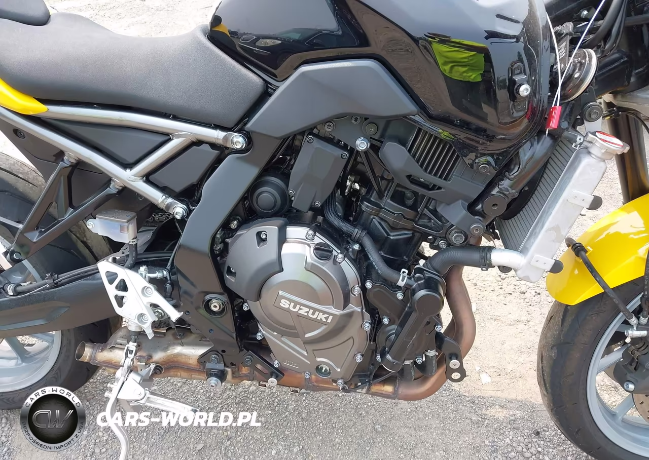 2024 Suzuki Gsx800 F VIN:JS1EM13B1R7101057 - 8