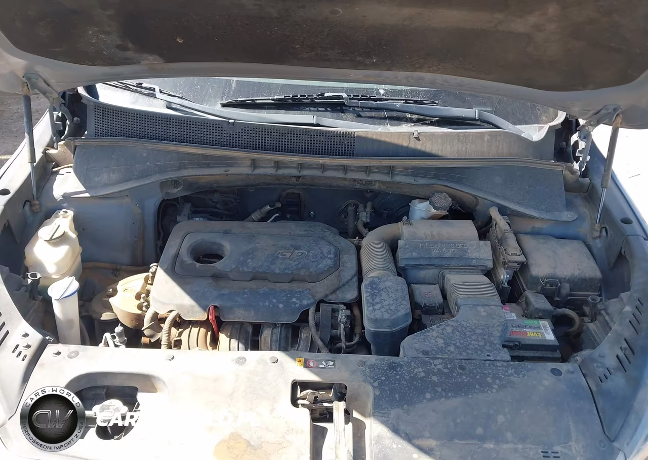 2019 Kia Sorento 2.4L L VIN:5XYPG4A37KG604619 - 10