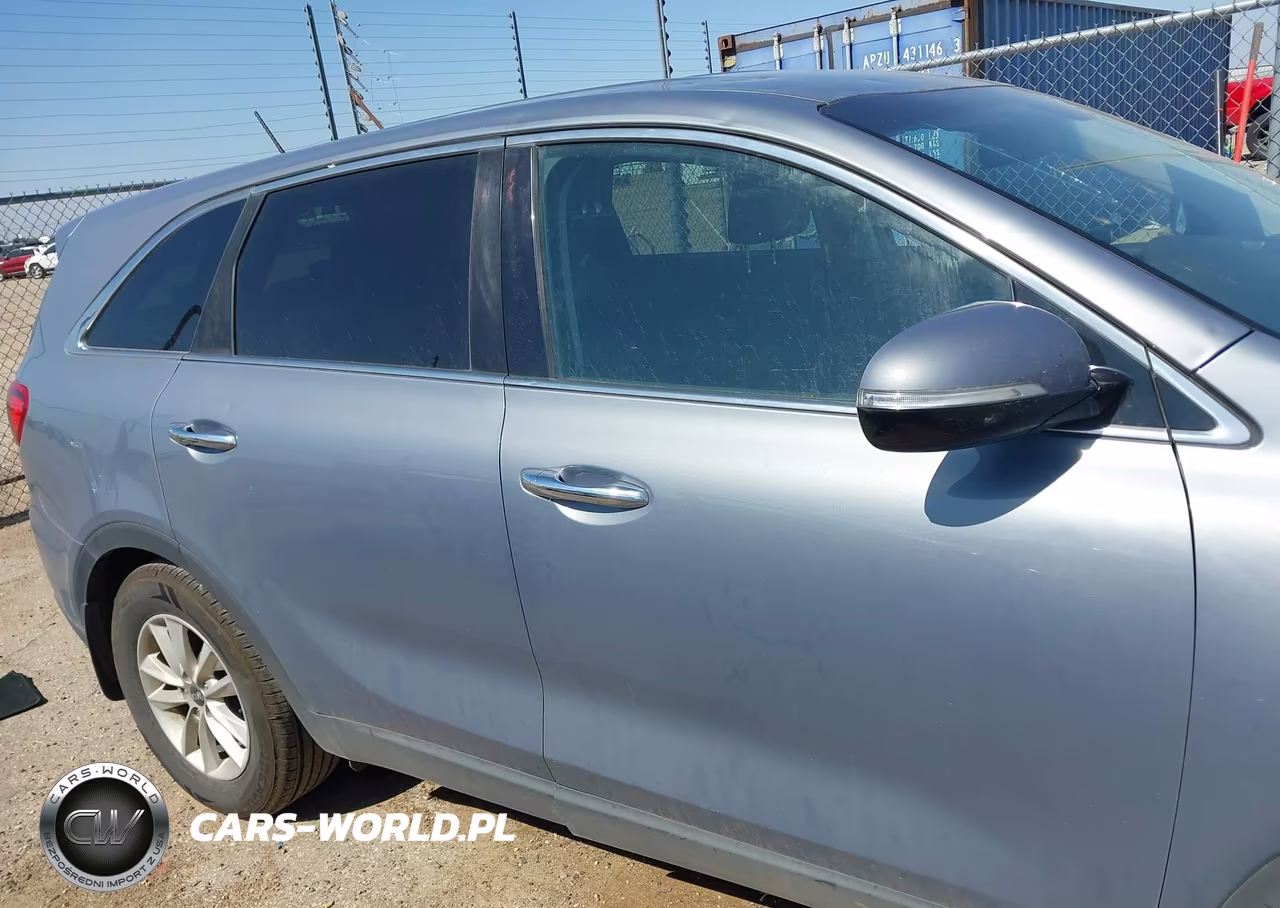 2019 Kia Sorento 2.4L L VIN:5XYPG4A37KG604619 - 13
