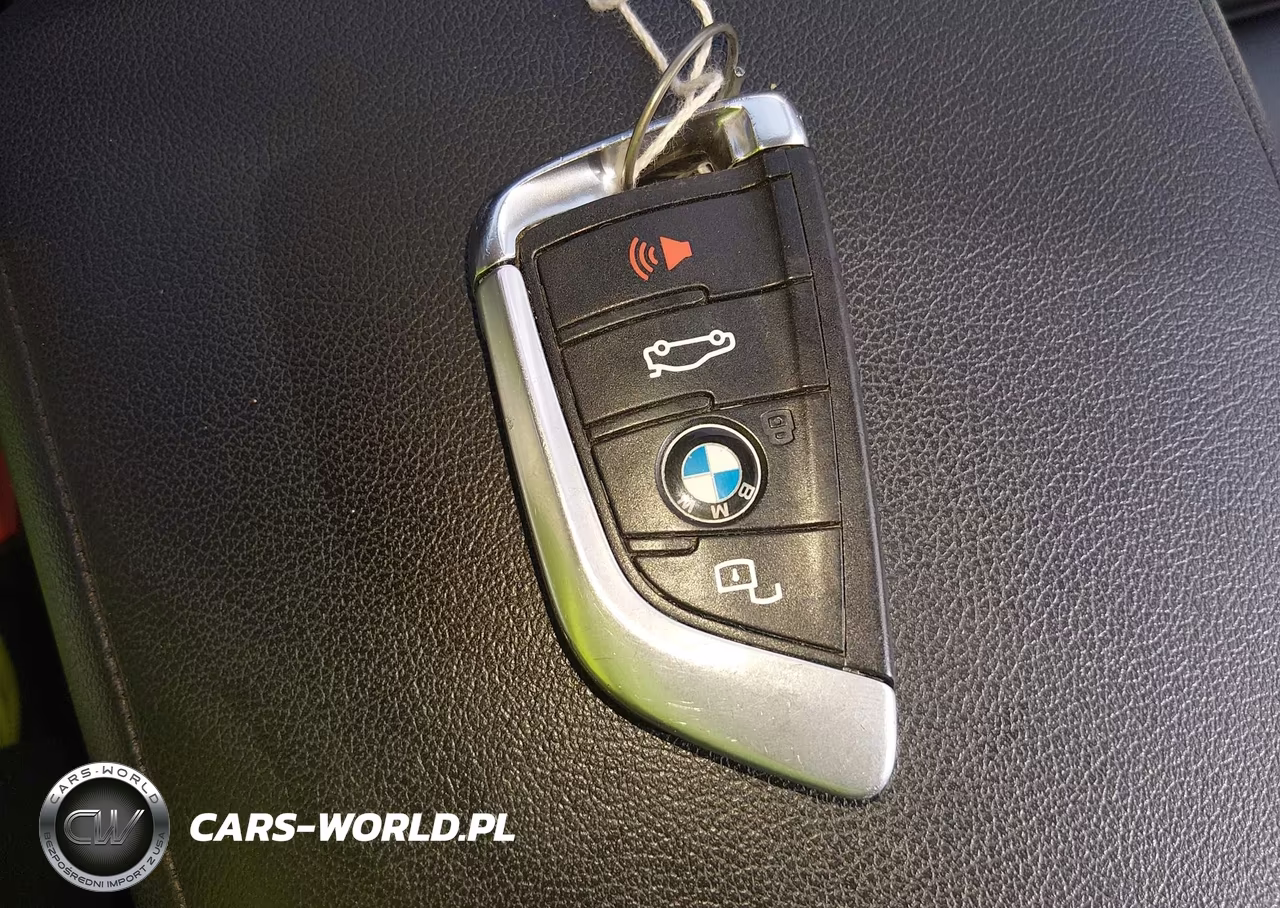 2019 BMW 330I VIN:WBA5R1C54KAK09504 - 11