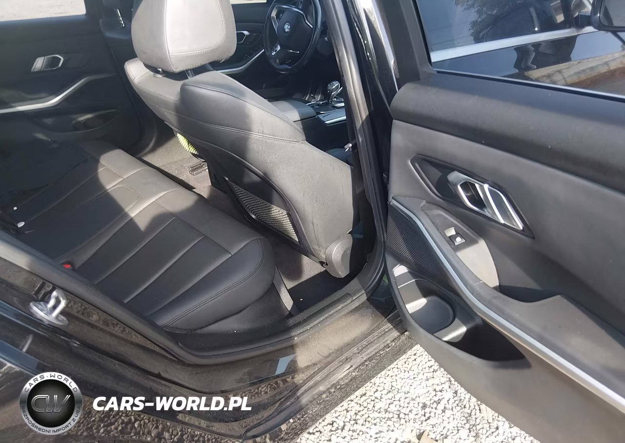 2019 BMW 330I VIN:WBA5R1C54KAK09504 - 8