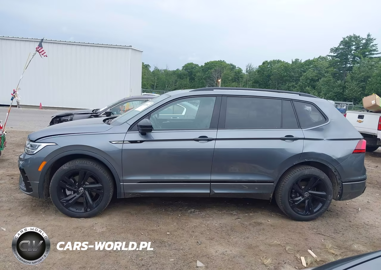 2024 Volkswagen Tiguan 2.0T Se R-Line Black VIN:3VV8B7AX7RM216666 - 14