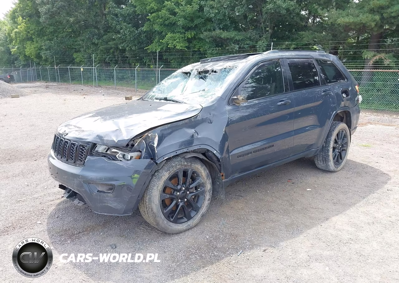 2018 Jeep Grand Cherokee Altitude 4X4 VIN:1C4RJFAG5JC273437 - 2