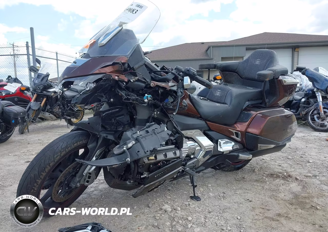 2018 Honda Gl1800 B VIN:JH2SC7919JK000130 - 2