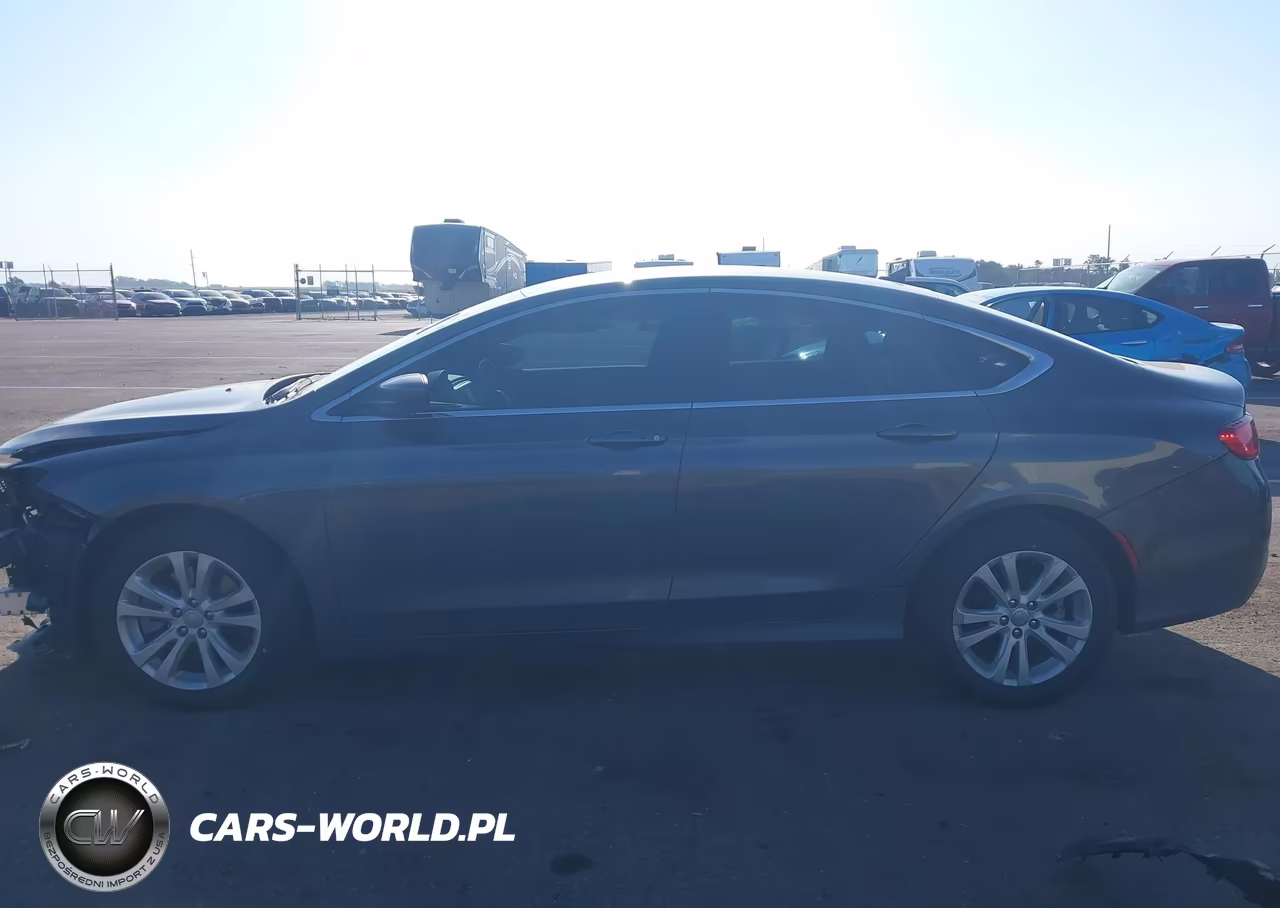 2016 Chrysler 200 Limited Platinum VIN:1C3CCCAG0GN106712 - 15