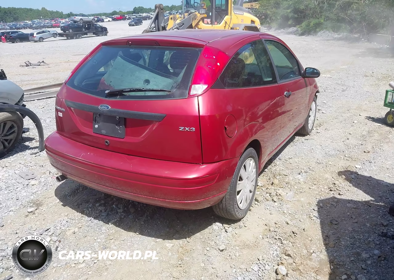 2005 Ford Focus Zx3 VIN:3FAFP31N15R148821 - 4