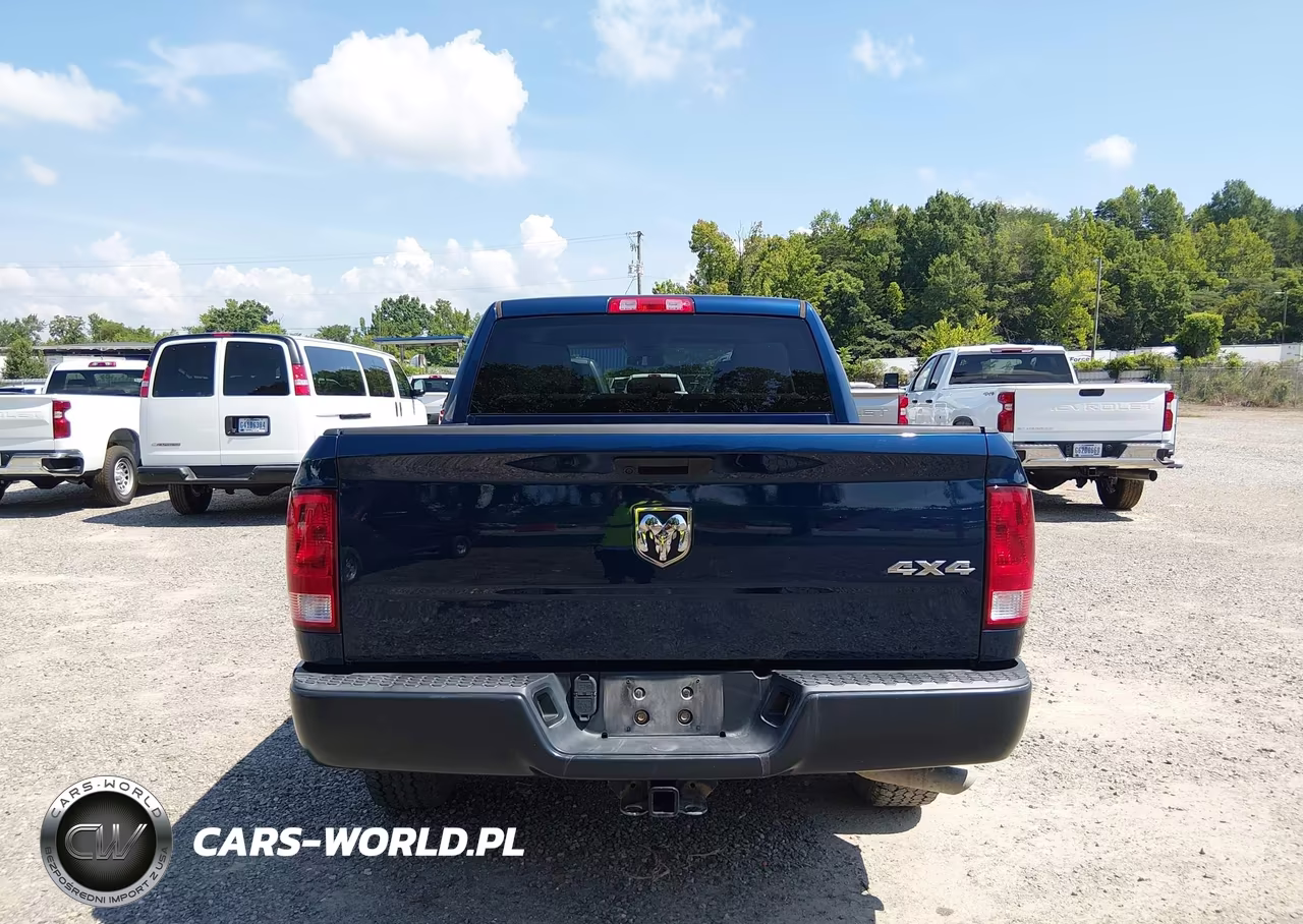 2020 Ram 1500 Classic Tradesman 4X4 5'7 Box VIN:3C6RR7KG0LG242424 - 16