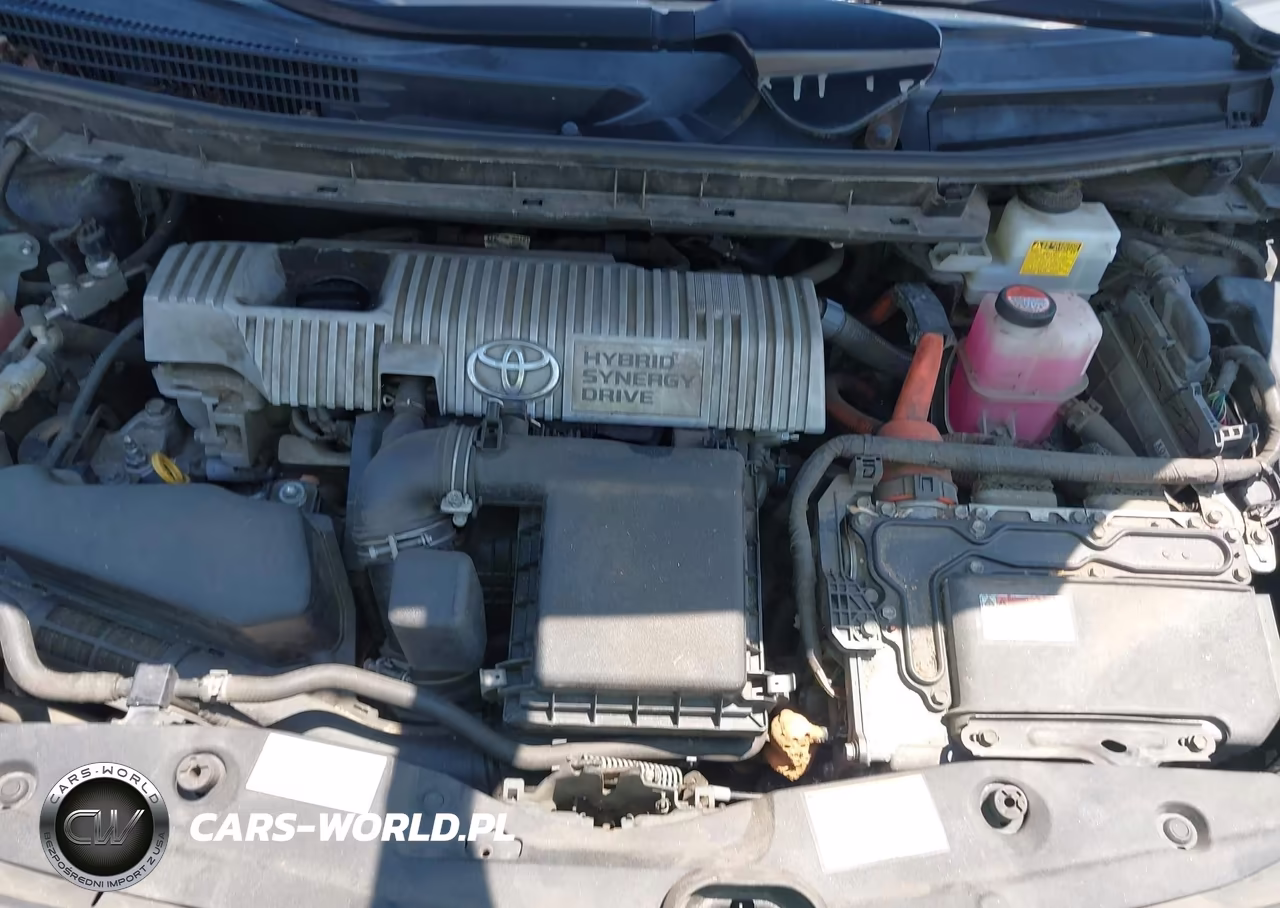 2015 Toyota Prius Two VIN:JTDKN3DU6F1979535 - 10