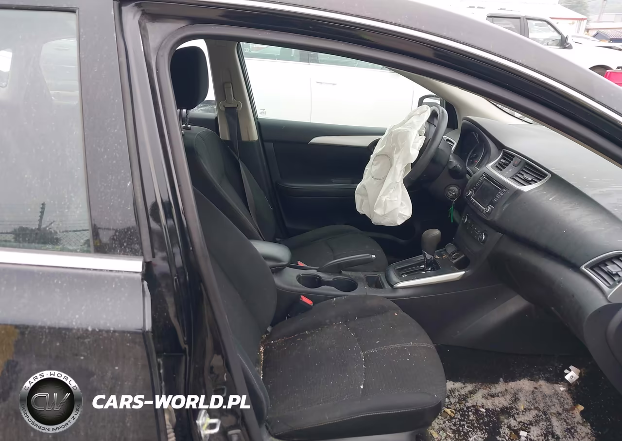 2018 Nissan Sentra S VIN:3N1AB7AP8JY278965 - 5