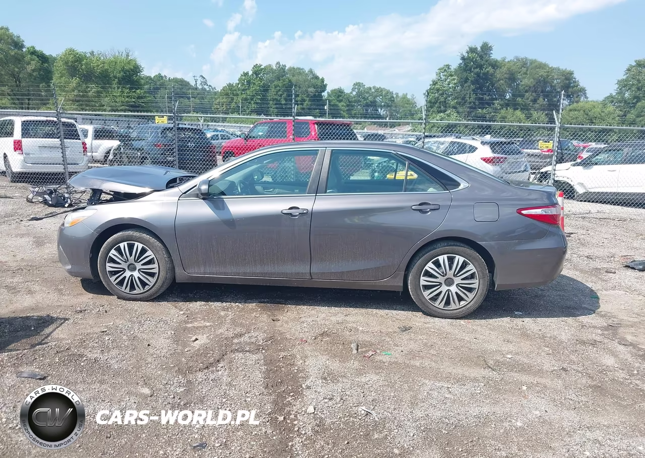 2016 Toyota Camry Xle VIN:4T1BF1FK6GU124424 - 15