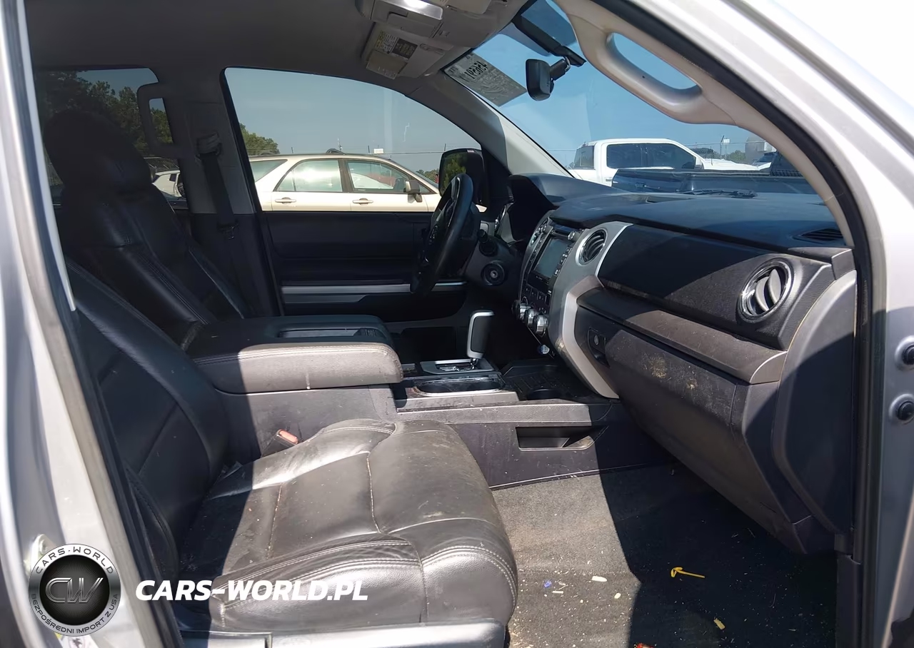 2017 Toyota Tundra Sr5 5.7L V8 VIN:5TFDW5F10HX606821 - 5