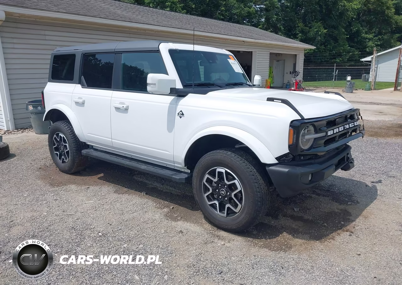 2024 Ford Bronco Outer Banks – zdjęcie 1 z 20