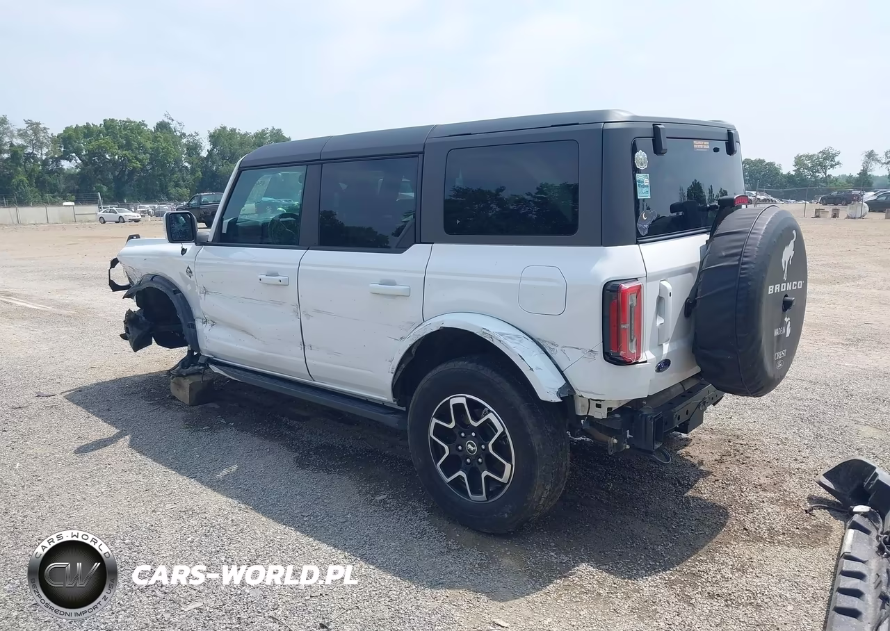 2024 Ford Bronco Outer Banks VIN:1FMDE8BH1RLB21809 - 3